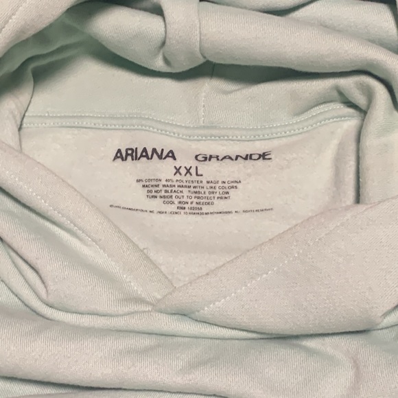 Ariana Grande Positions Mint Green Sweatsuit Set - Picture 6 of 9